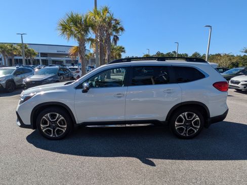 Certified 2023 Subaru Ascent Limited w/ Technology Package image 7