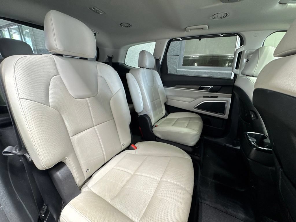 Used 2022 Kia Telluride EX w/ EX Premium Package FWD image 25