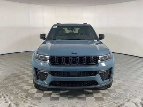 New 2026 Jeep Grand Cherokee Limited AWD/4WD image 15
