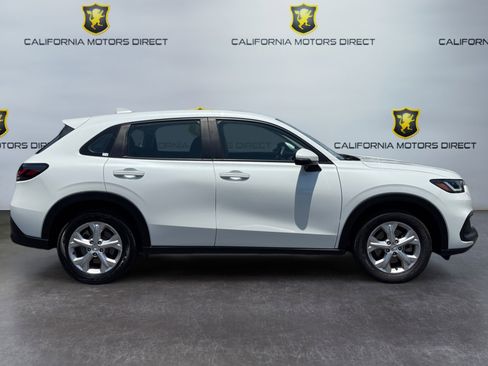 Used 2023 Honda HR-V LX image 6