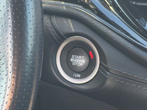 Used 2023 Dodge Durango SXT image 24