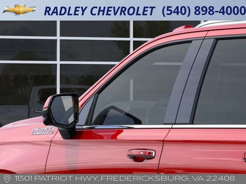 New 2026 Chevrolet Suburban High Country w/ Sun And Tow Package image 12