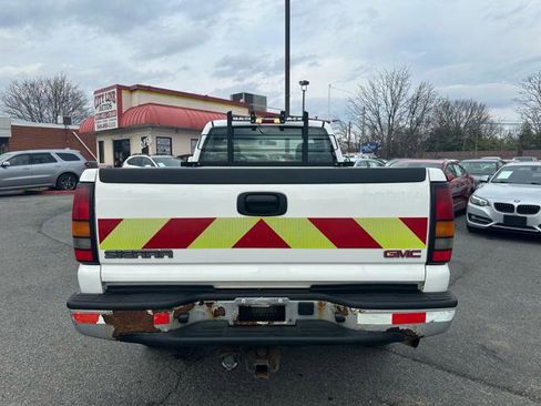 Used 2006 GMC Sierra 2500 W/T w/ Heavy-Duty Power Package RWD image 6