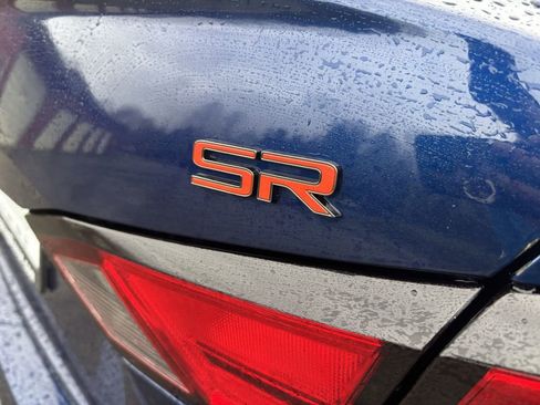 Used 2024 Nissan Altima 2.5 SR image 12