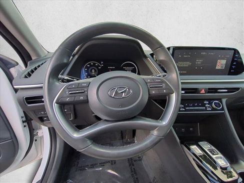 Certified 2023 Hyundai Sonata SEL w/ Convenience Package FWD image 30