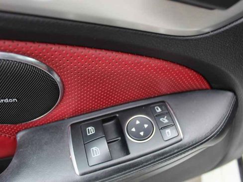 Used 2012 Mercedes-Benz SLK 350 image 14