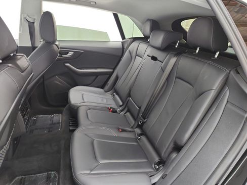 Used 2023 Audi Q8 Premium w/ Convenience Package AWD/4WD image 13
