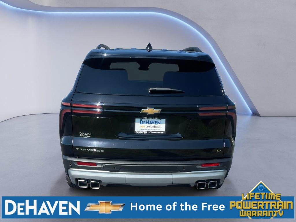 Used 2024 Chevrolet Traverse LT w/ Enhanced Driving Package FWD image 5