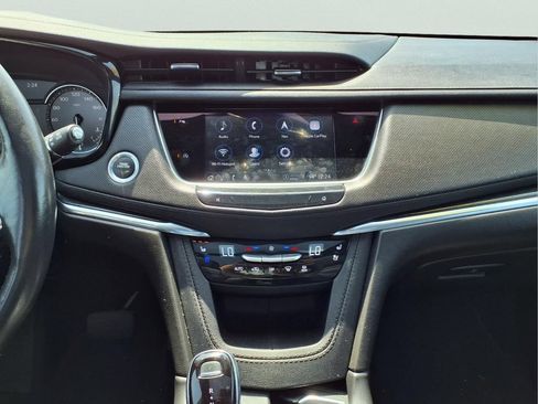Used 2023 Cadillac XT5 Premium Luxury AWD/4WD image 12