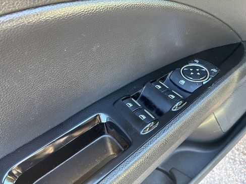 Used 2014 Ford Fusion SE w/ Equipment Group 202A image 12