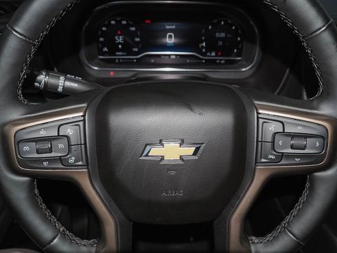 Used 2024 Chevrolet Tahoe High Country AWD/4WD image 29