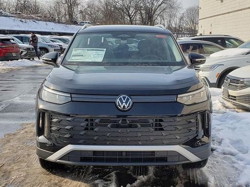 New 2026 Volkswagen Tiguan SE AWD/4WD image 5