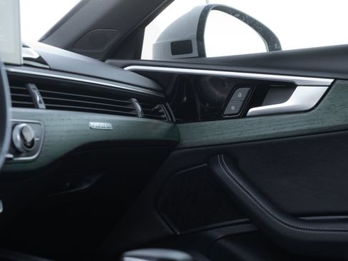 Certified 2022 Audi A4 2.0T Premium Plus w/ Premium Plus Package image 16