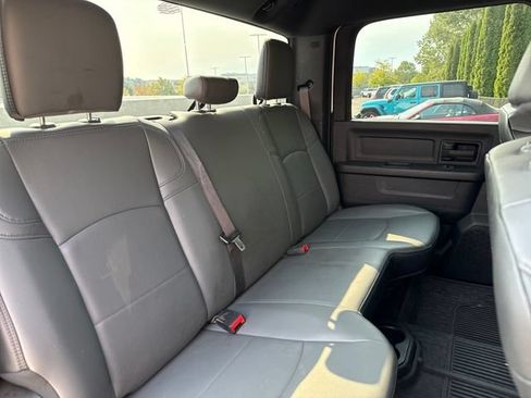 Used 2022 RAM 2500 Tradesman w/ Chrome Appearance Group AWD/4WD image 17