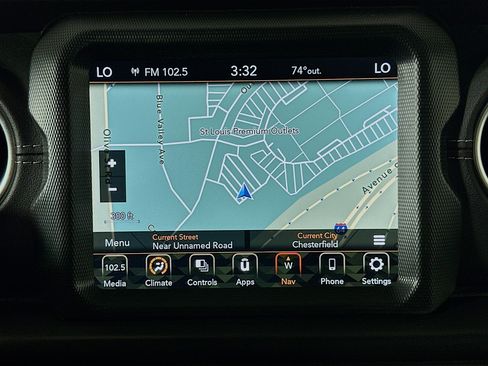 Used 2022 Jeep Wrangler Sahara image 21