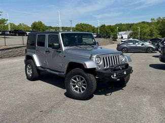 Used 2018 Jeep Wrangler Unlimited Sahara w/ Connectivity Group AWD/4WD video 2