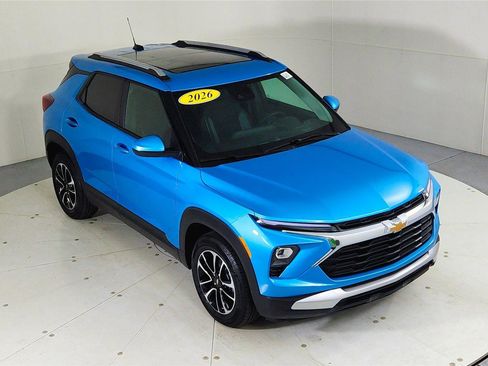 New 2026 Chevrolet TrailBlazer LT w/ LT Cold Weather Package FWD image 13