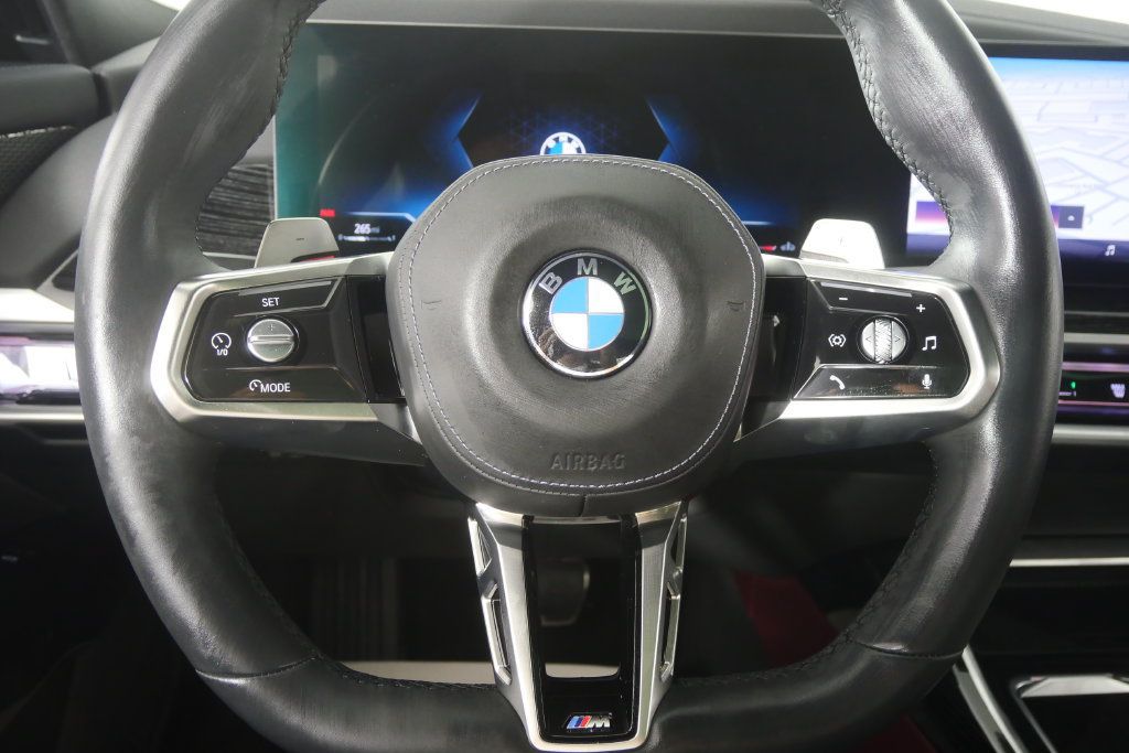 Certified 2026 BMW 740i RWD image 21
