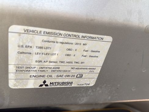 Used 2013 Mitsubishi Outlander Sport SE FWD image 26