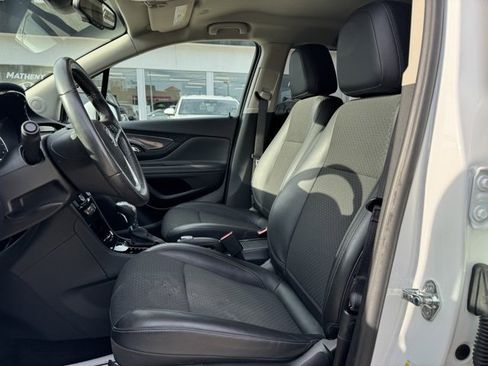 Used 2022 Buick Encore Preferred w/ Safety Package image 11