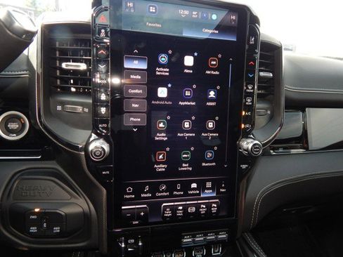 Used 2025 RAM 3500 Limited image 35