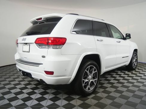 Used 2021 Jeep Grand Cherokee Overland w/ Trailer Tow Group IV RWD image 3