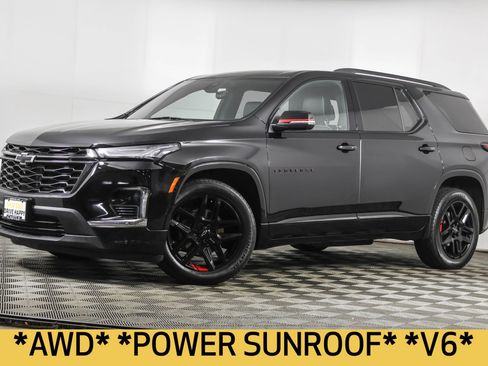 Used 2023 Chevrolet Traverse Premier w/ Redline Edition AWD/4WD image 2