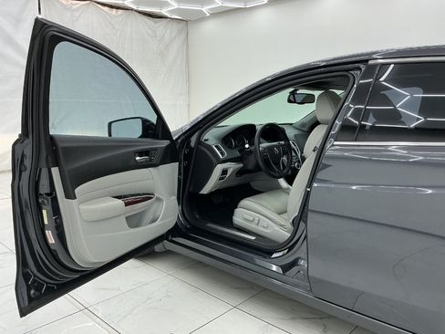 Used 2015 Acura TLX V6 FWD image 16