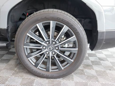 Used 2024 Lexus GX 550 w/ Accessory Package (Z1) AWD/4WD image 18