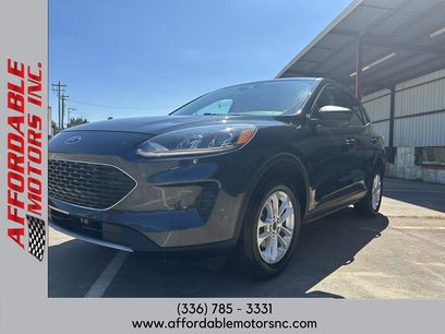 Used 2022 Ford Escape SE w/ Convenience Package