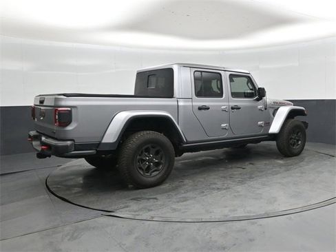Used 2020 Jeep Gladiator Rubicon image 3