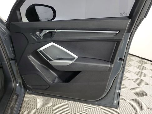 Used 2020 Audi Q3 2.0T Premium w/ Convenience Package image 25