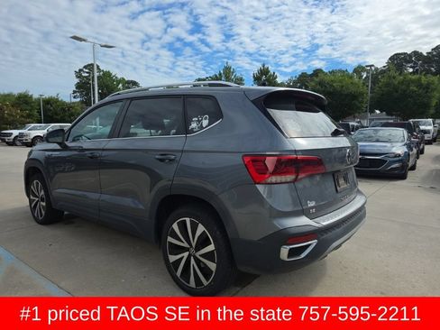 Used 2023 Volkswagen Taos SE FWD image 6