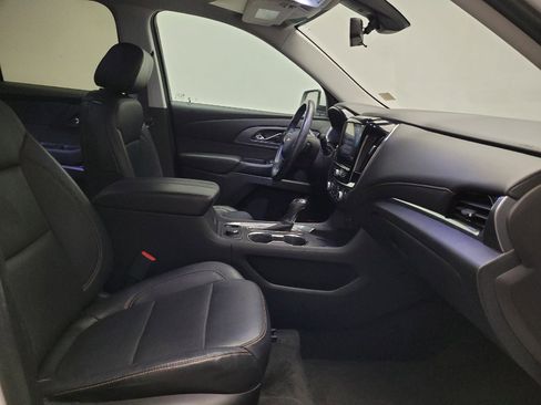 Used 2019 Chevrolet Traverse Premier w/ Driver Confidence II Package FWD image 21