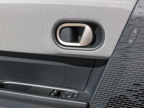 Used 2025 MINI Cooper 2-Door Hardtop image 20