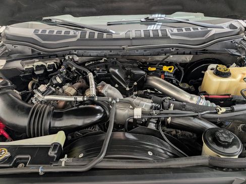 Used 2019 Ford F250 Platinum w/ Platinum Ultimate Package image 21