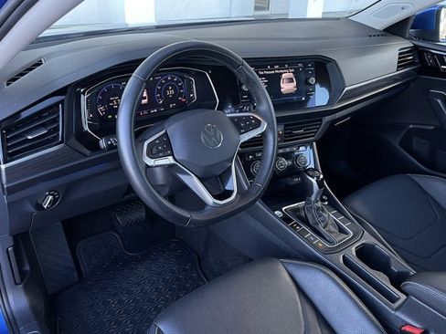 Used 2024 Volkswagen Jetta SEL image 11