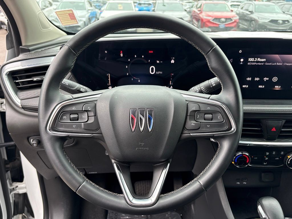 Used 2025 Buick Encore GX Preferred FWD image 17