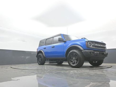 Used 2023 Ford Bronco Black Diamond image 23