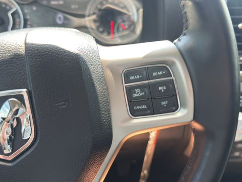 Used 2018 RAM 1500 Laramie AWD/4WD image 22