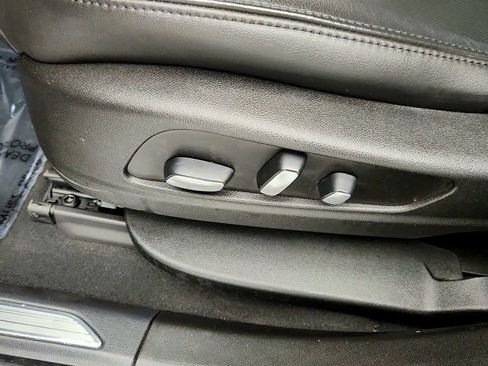 Used 2019 Cadillac XT5 Luxury image 12