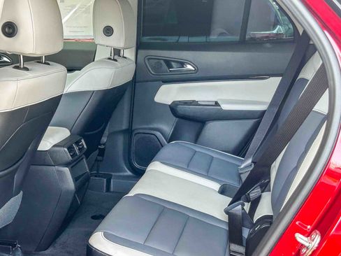 Used 2025 Honda Prologue Touring image 18