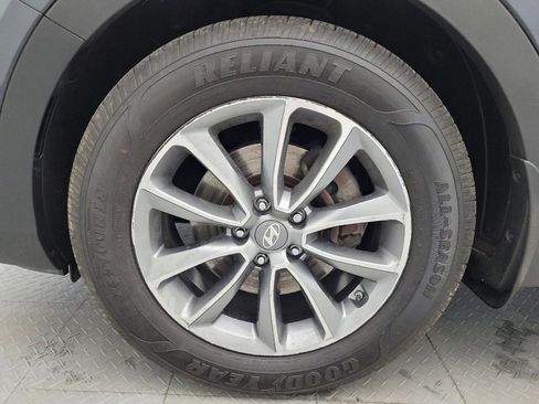Used 2018 Hyundai Santa Fe SE AWD/4WD image 31