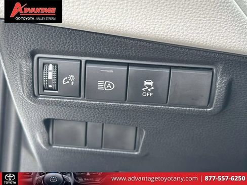 Certified 2026 Toyota Corolla Cross L FWD image 22