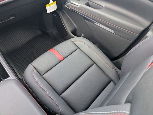 New 2026 Chevrolet Traverse RS w/ LPO, Floor Liner Package FWD image 20