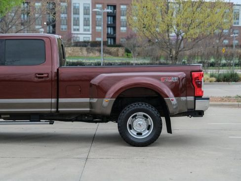 Used 2017 Ford F350 Lariat w/ Lariat Ultimate Package image 13