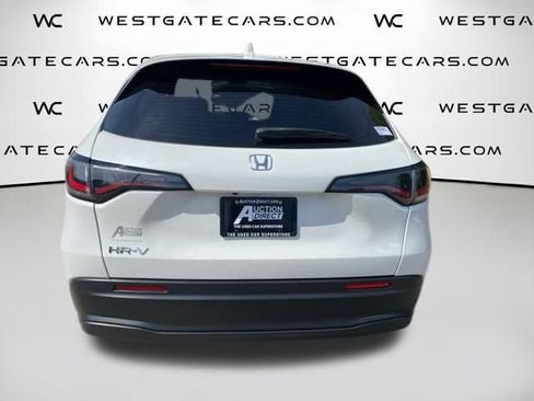 Used 2024 Honda HR-V LX image 5
