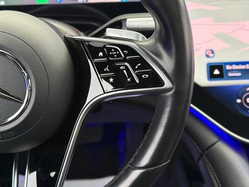 Used 2022 Mercedes-Benz EQS 580 4MATIC Sedan image 21