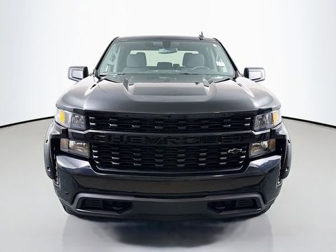 Used 2021 Chevrolet Silverado 1500 Custom w/ LPO, Dark Essentials Package image 2