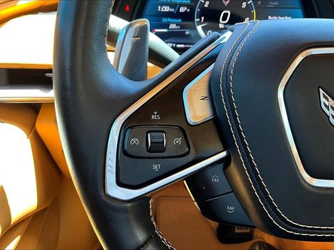 Used 2023 Chevrolet Corvette Stingray Premium Conv w/ Z51 Performance Package image 19